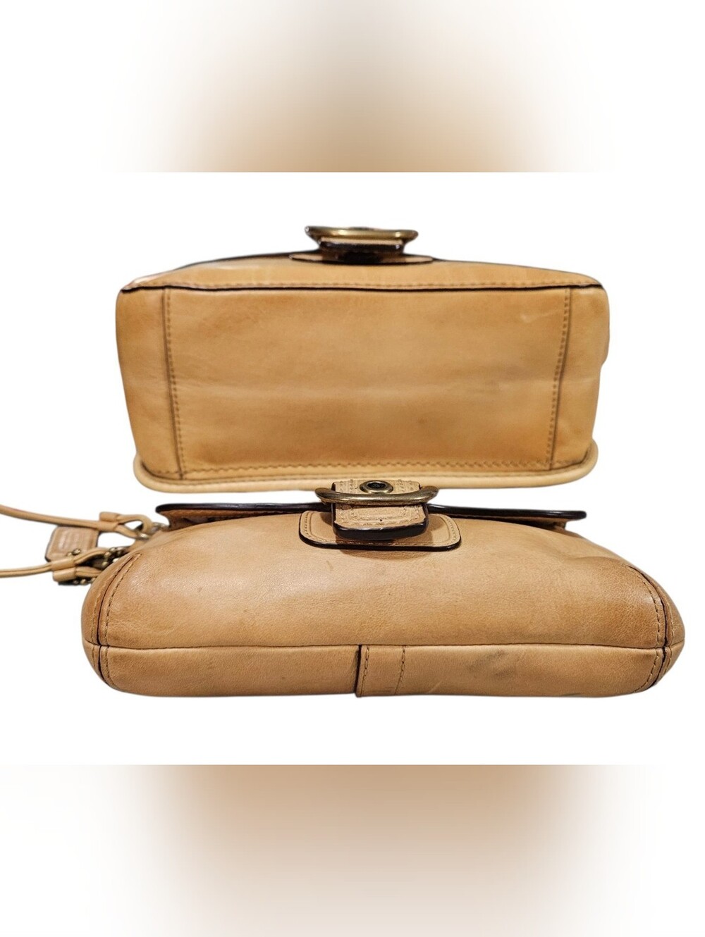 Coach BLEECKER TATTERSAL 2007 Set W/Matching Wristlet & Scarf - Picture 6 of 16